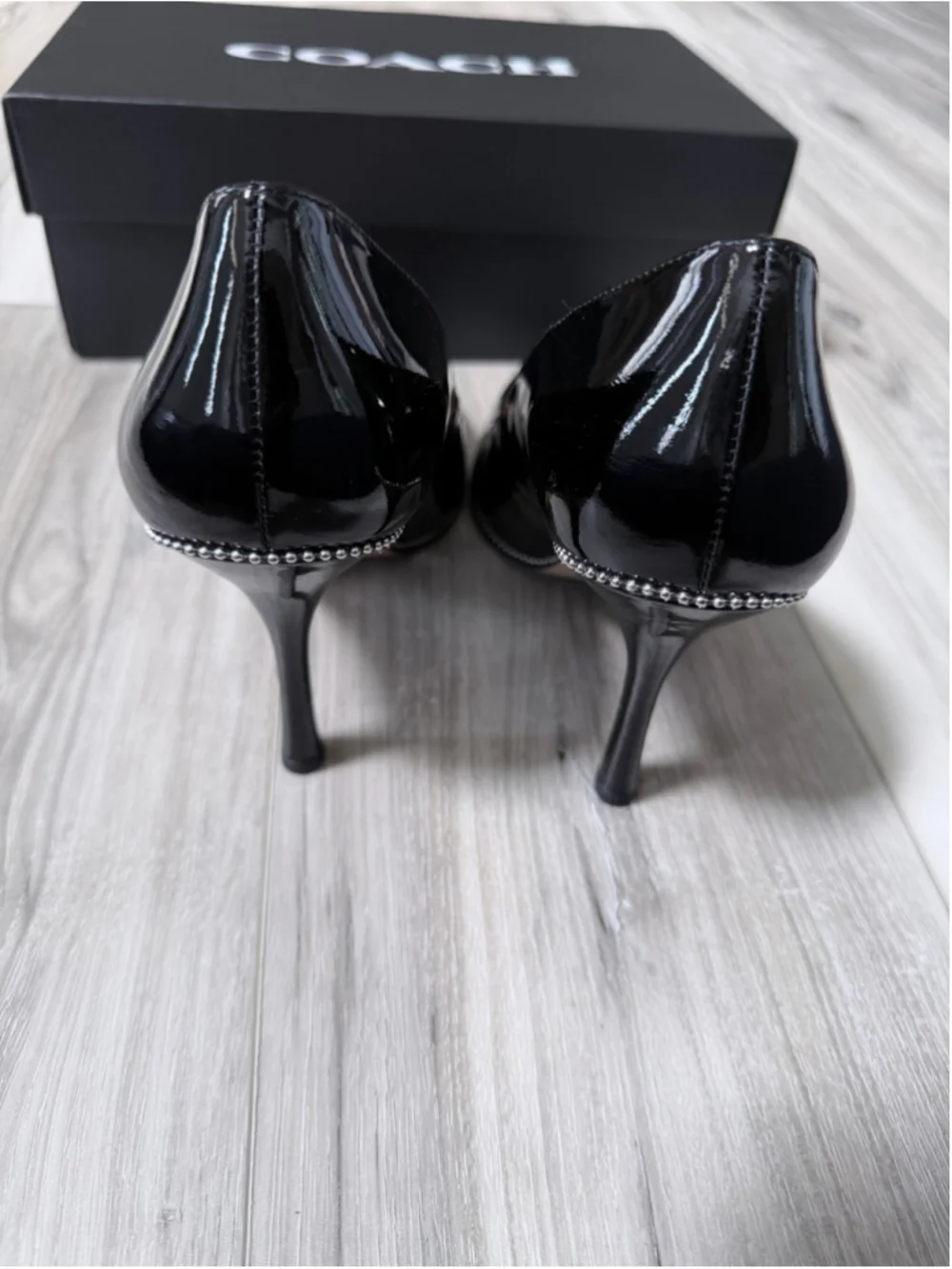 Coach Samantha Patent Leather Pumps Black Pointed Toe Studded Heels 9.5B NIB
